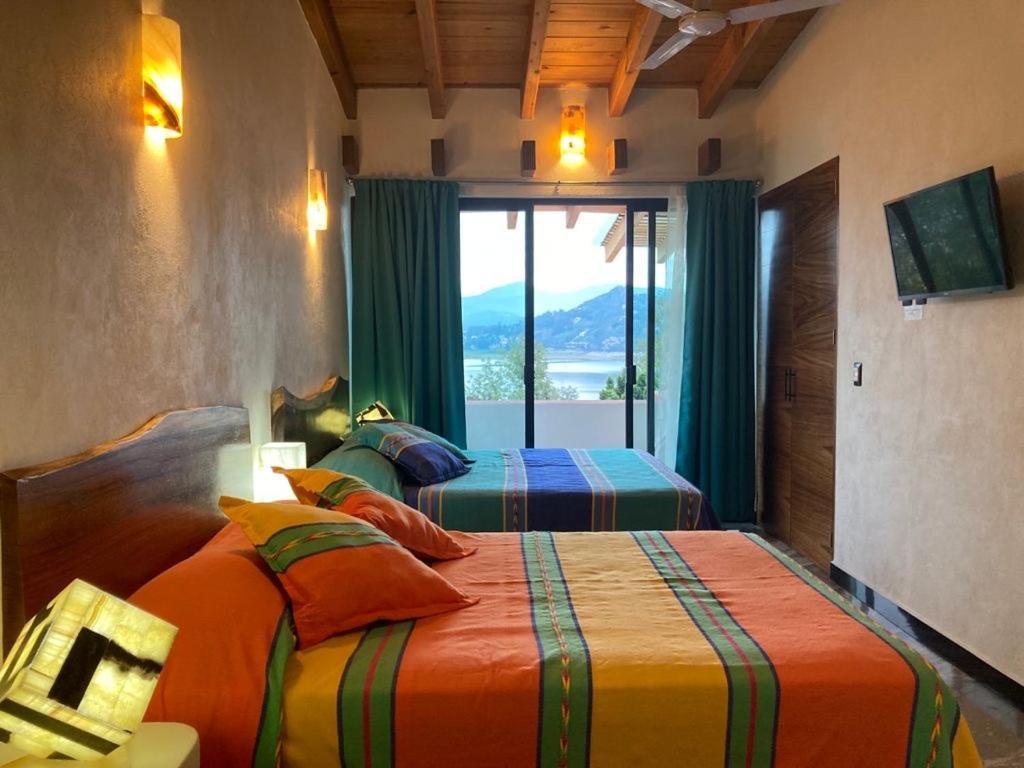 Hospedaje Anturios Valle De Bravo Εξωτερικό φωτογραφία